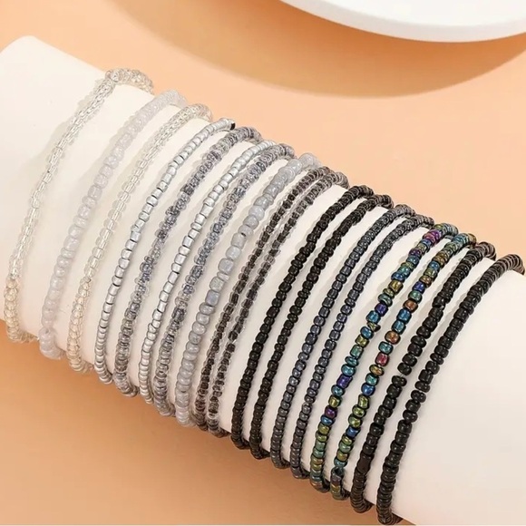Bohemian Style 18-Piece Adjustable Anklets - Picture 3 of 4